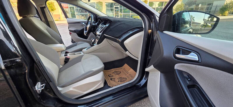 2012 Ford Focus SE