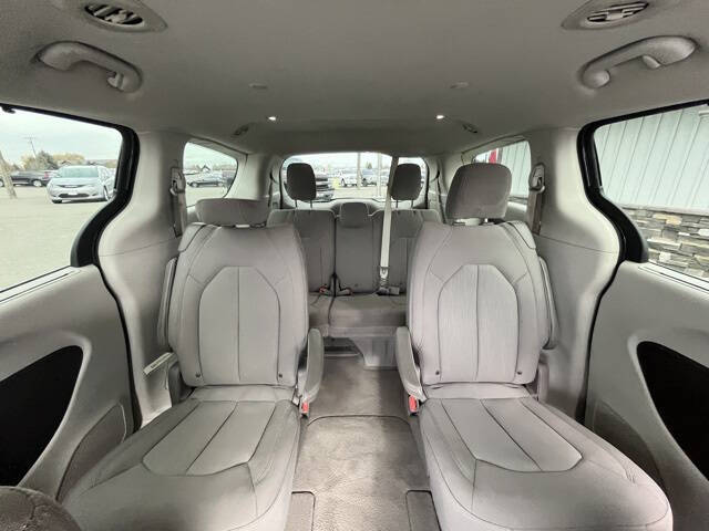 2020 Chrysler Pacifica Touring