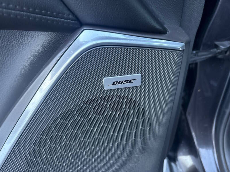 2018 Cadillac Escalade Luxury