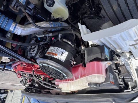 2018 Freightliner M2 106