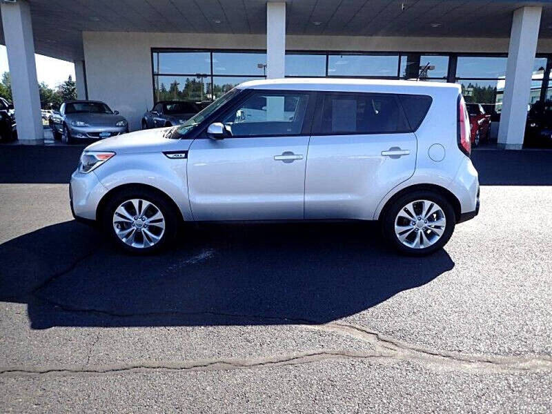 2016 Kia Soul +
