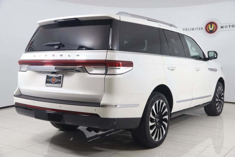 2023 Lincoln Navigator Black Label