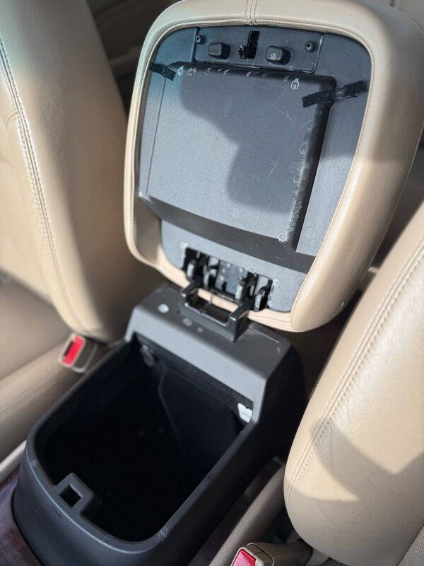 2011 Cadillac Escalade EXT Premium