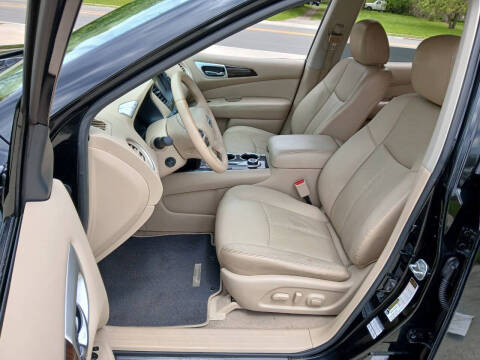 2014 Nissan Pathfinder Platinum