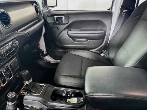 2021 Jeep Gladiator Sport S