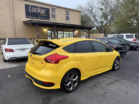 2018 Ford Focus ST