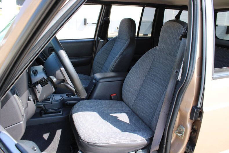 1999 Jeep Cherokee