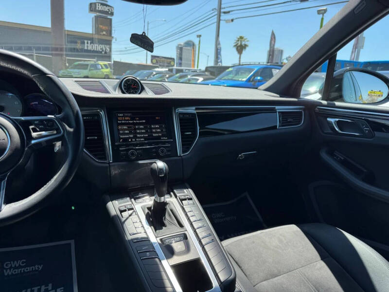 2016 Porsche Macan S