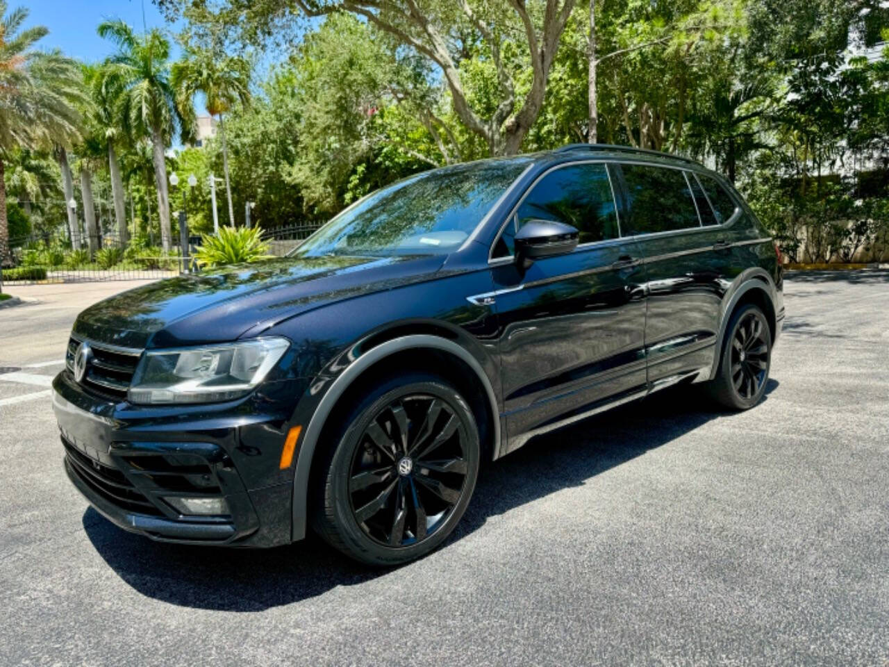 2020 Volkswagen Tiguan for sale at PJ AUTO in Margate, FL