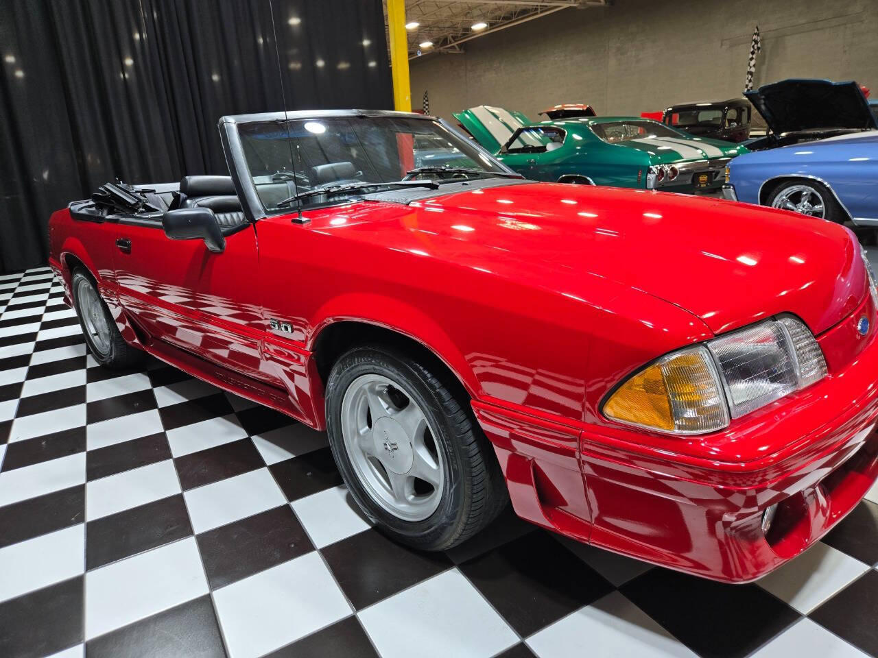 1992 Ford Mustang 31
