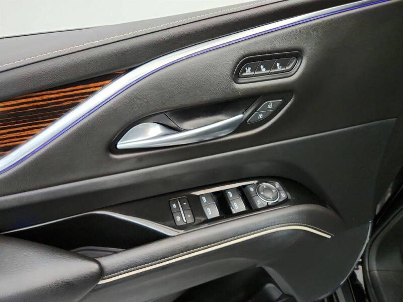 2022 Cadillac Escalade Premium Luxury