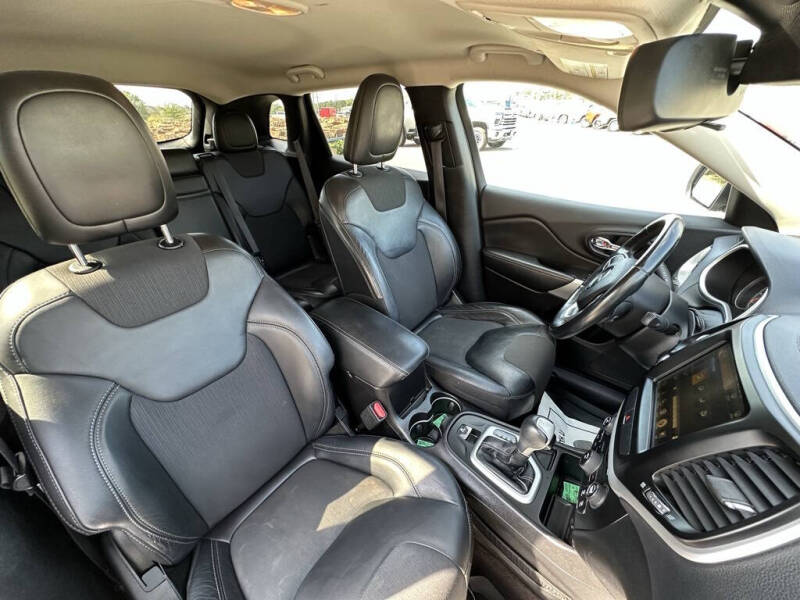 2018 Jeep Cherokee Latitude Plus