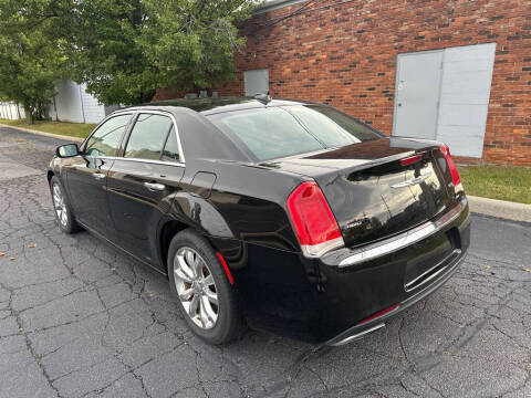2016 Chrysler 300 C