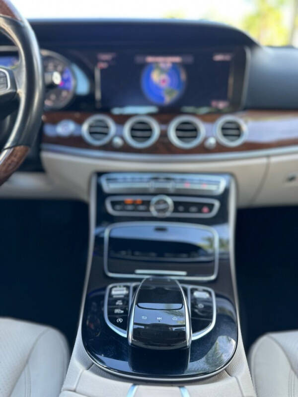 2018 Mercedes-Benz E-Class E 300