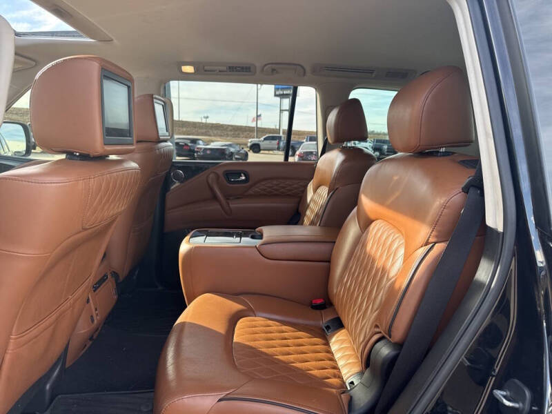 2019 Infiniti QX80 Luxe