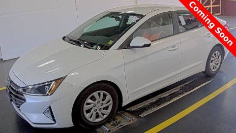 2019 Hyundai Elantra for sale at INDY AUTO MAN in Indianapolis IN