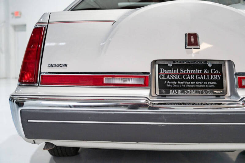 1990 Lincoln Mark VII Bill Blass