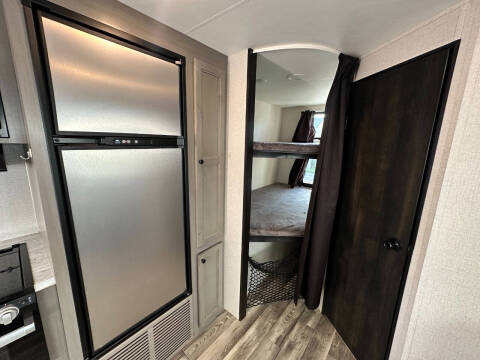 2022 Starcraft RV Super Lite