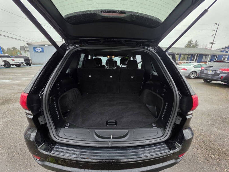 2018 Jeep Grand Cherokee Laredo