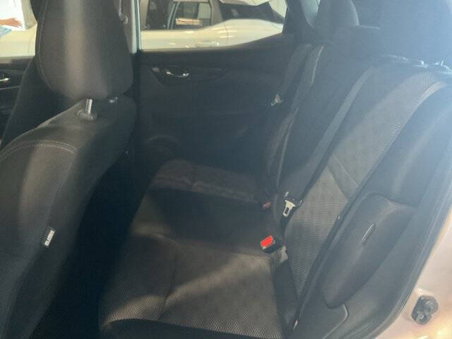 2021 Nissan Rogue Sport SV