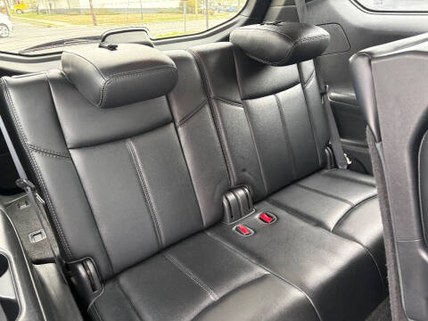 2015 Nissan Pathfinder SL