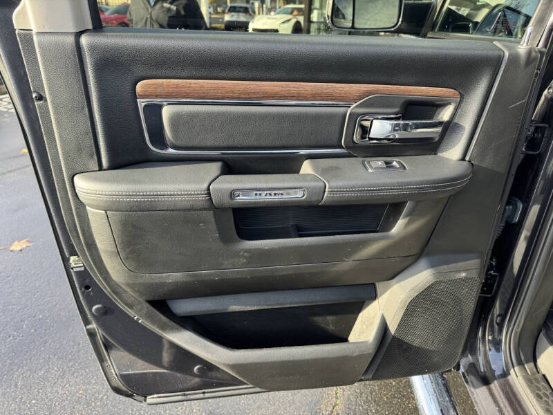 2018 RAM 3500 Laramie