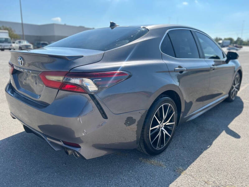 2021 Toyota Camry SE