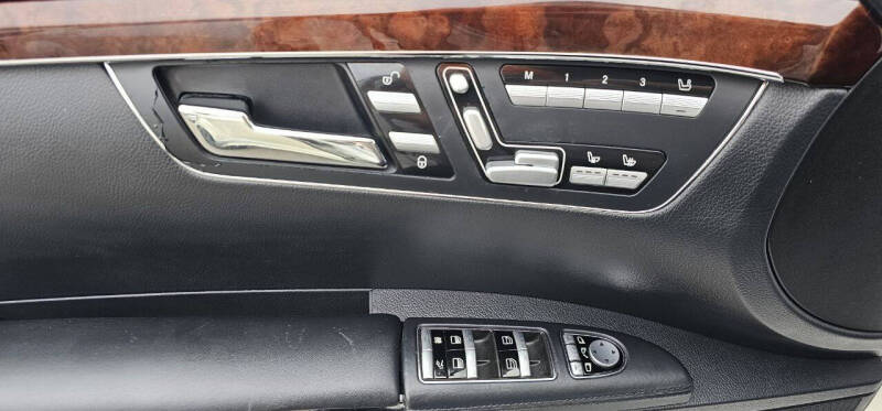 2010 Mercedes-Benz S-Class S 63 AMG