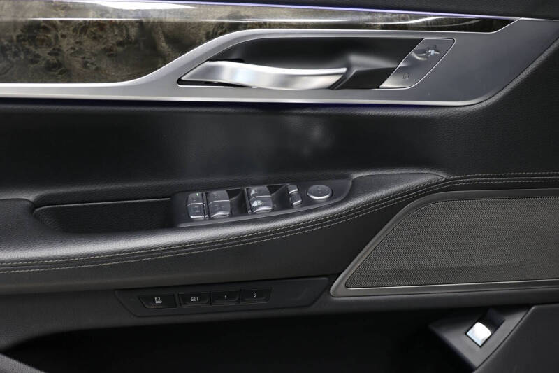 2021 BMW 7 Series 740i