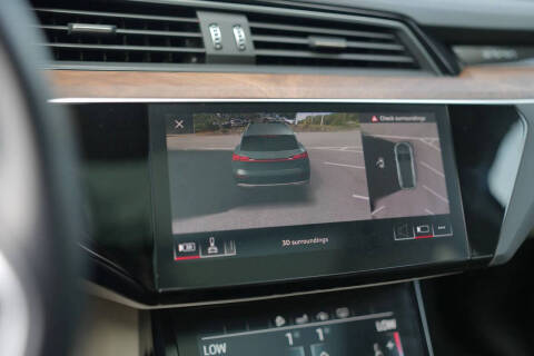 2019 Audi e-tron quattro Premium Plus