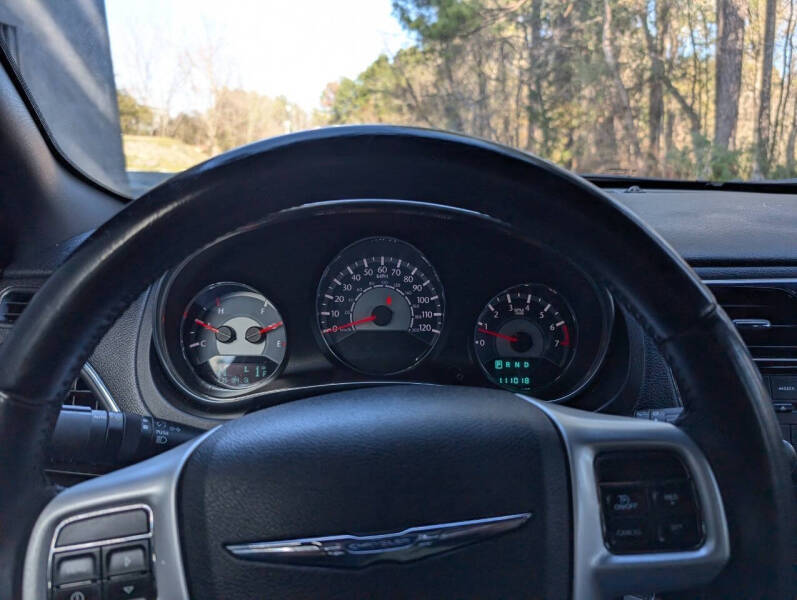 2012 Chrysler 200 Touring