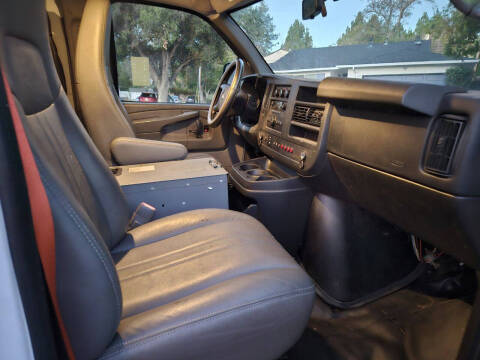 2015 Chevrolet Express 2500