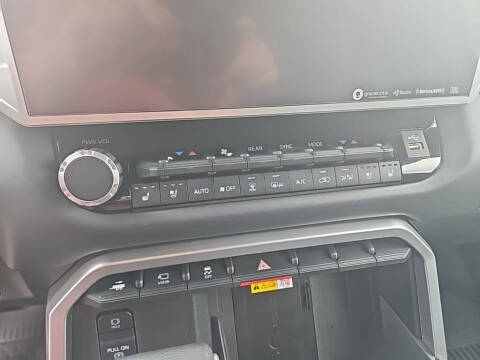 2024 Toyota Sequoia Platinum