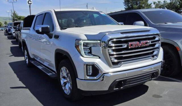 Used 2021 GMC Sierra 1500 SLT with VIN 3GTU9DED8MG295215 for sale in Bloomington, IL