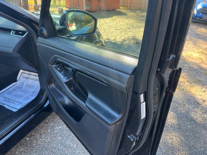 2020 Land Rover Range Rover Evoque SE