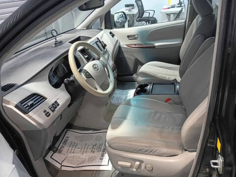 2011 Toyota Sienna
