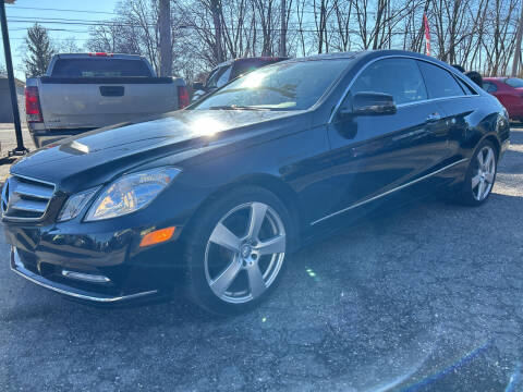2013 Mercedes-Benz E-Class for sale at MEDINA WHOLESALE LLC in Wadsworth OH