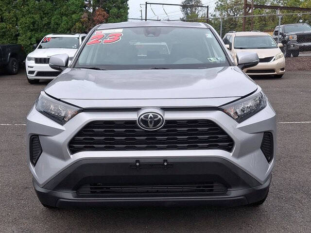 2022 Toyota RAV4 LE