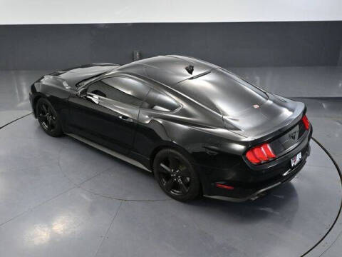 2022 Ford Mustang EcoBoost