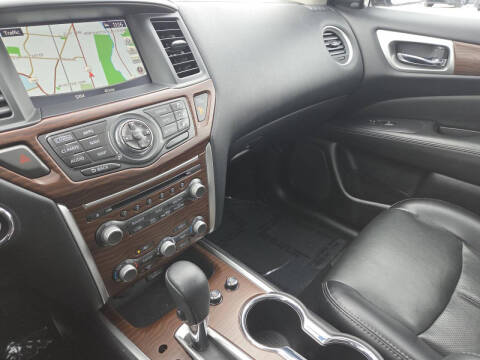 2020 Nissan Pathfinder Platinum