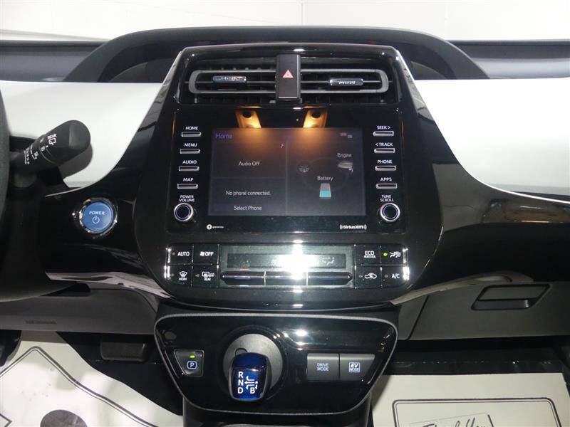 2022 Toyota Prius LE