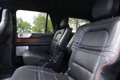 2022 Lincoln Navigator Black Label