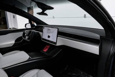 2023 Tesla Model X Plaid