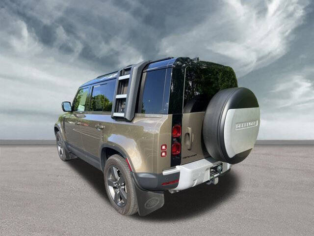 2023 Land Rover Defender