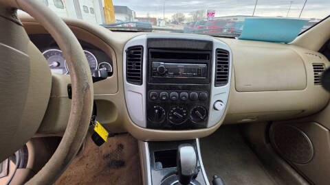 2005 Mercury Mariner