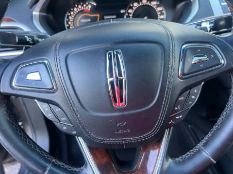 2017 Lincoln MKZ Select