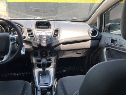 2017 Ford Fiesta SE