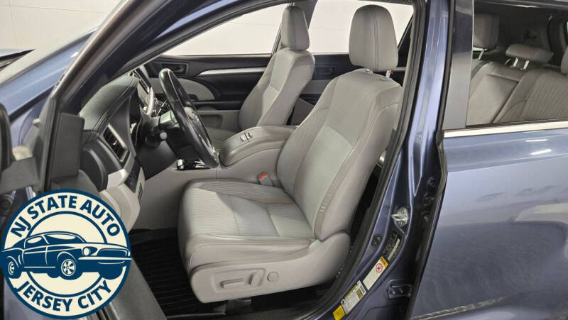 2019 Toyota Highlander LE Plus