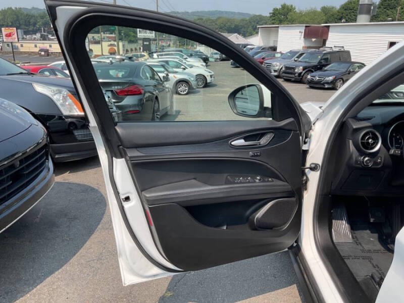 2020 Alfa Romeo Stelvio