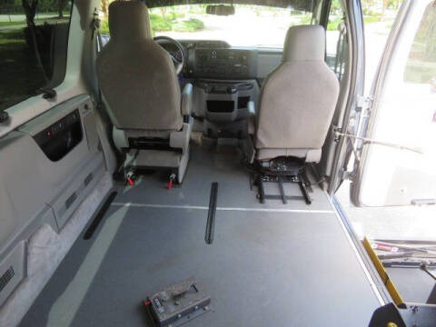 2013 Ford E-Series E-150 XLT